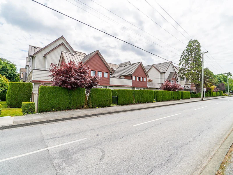 207 - 7288 No. 3 Road, Richmond BC V6Y 3Y1
