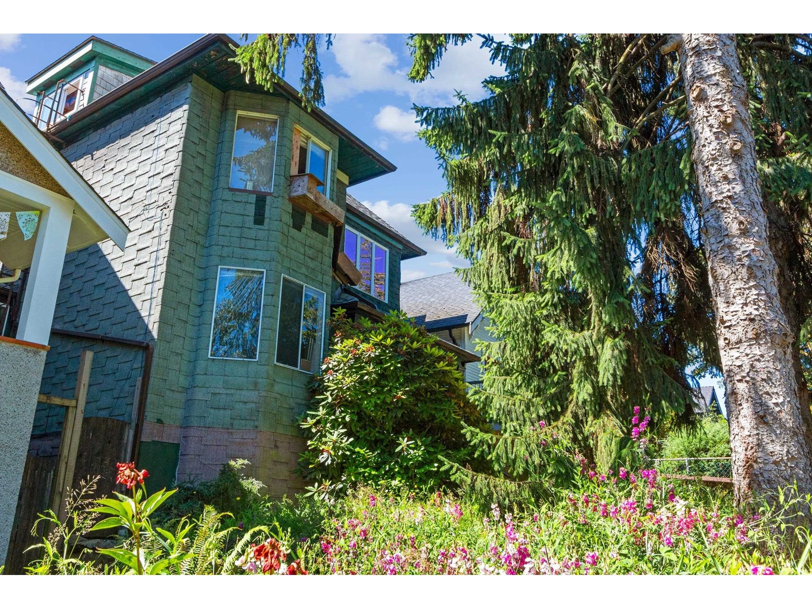 280 East 19th Avenue, Vancouver, BC, V5V 1J2