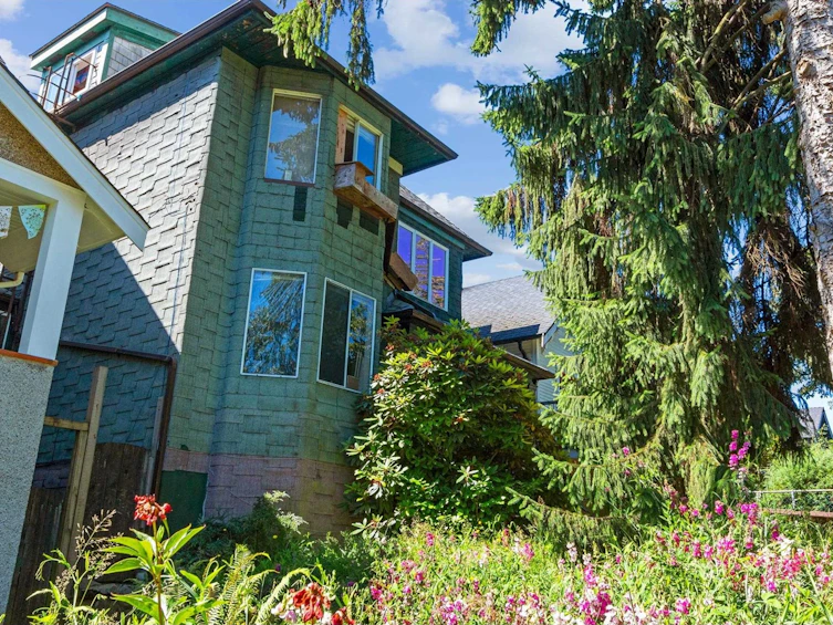 280 East 19th Avenue, Vancouver, BC, V5V 1J2