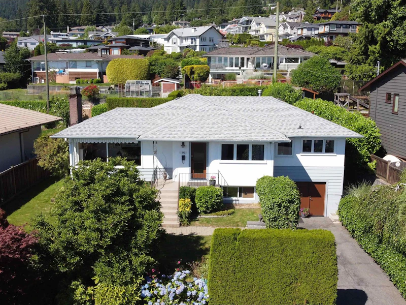 150 Carisbrooke Crescent, North Vancouver BC V7N 2S1