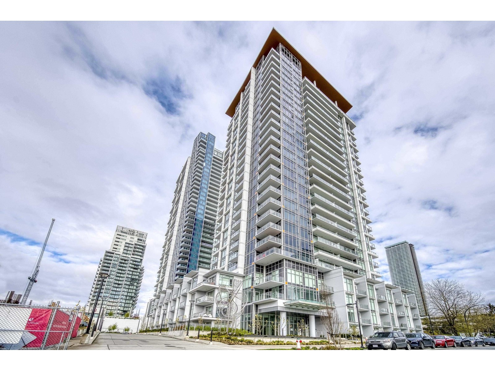 709-2351 Beta Avenue, Burnaby, BC, V5C 0M2