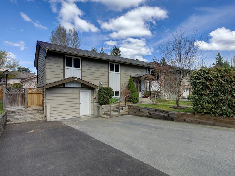 21139 Cook Avenue, Maple Ridge, BC, V2X 7P7