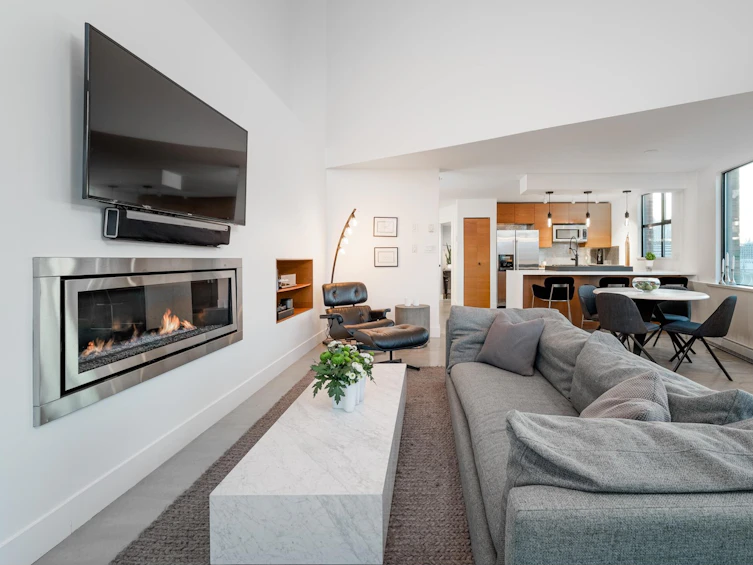 605-55 Alexander Street, Vancouver, BC, V6A 1B2