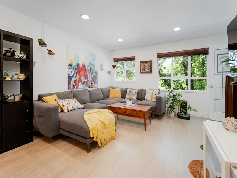 E306 - 515 E 15th Avenue, Vancouver BC V5T 4S4