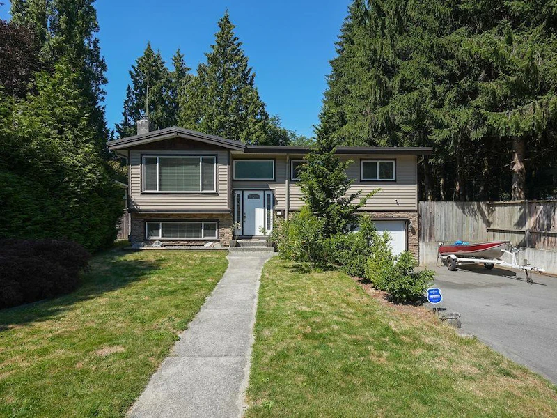 21121 119th Avenue, Maple Ridge BC V2X 7N6