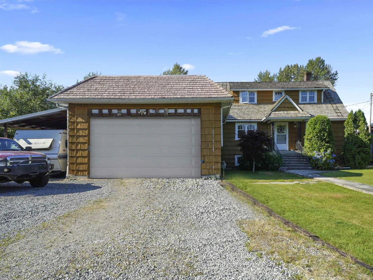 25183 Dewdney Trunk Road, Maple Ridge, BC, V4R 1X6