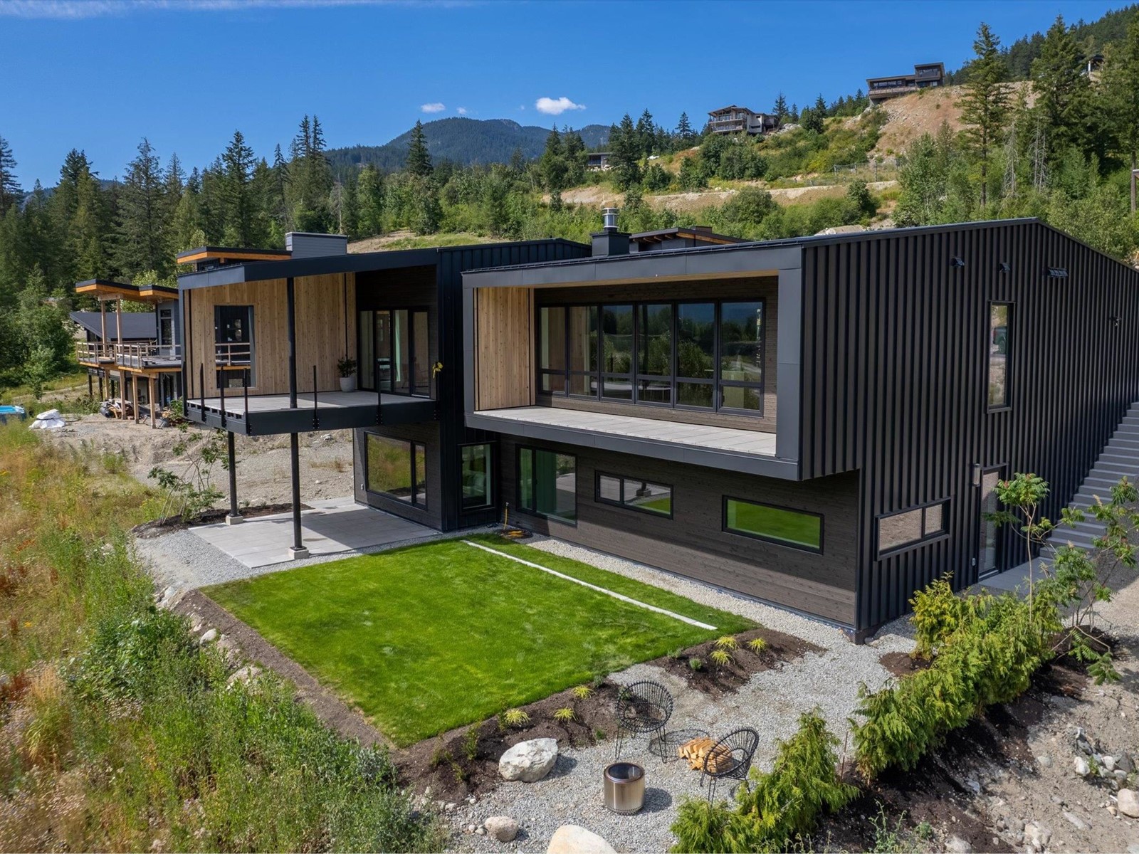 7643 Seven O'clock Drive, Pemberton, BC, V0N 2L3