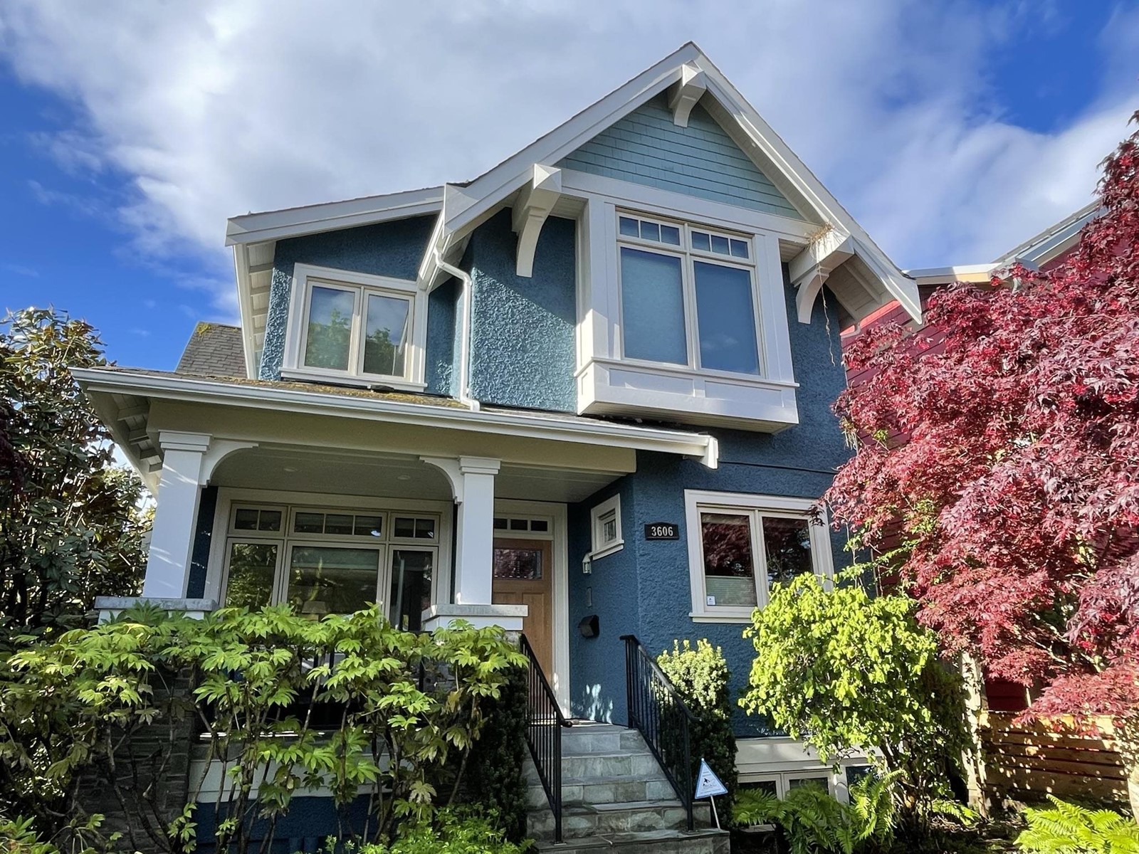 3606 Point Grey Road, Vancouver, BC, V6R 1A9