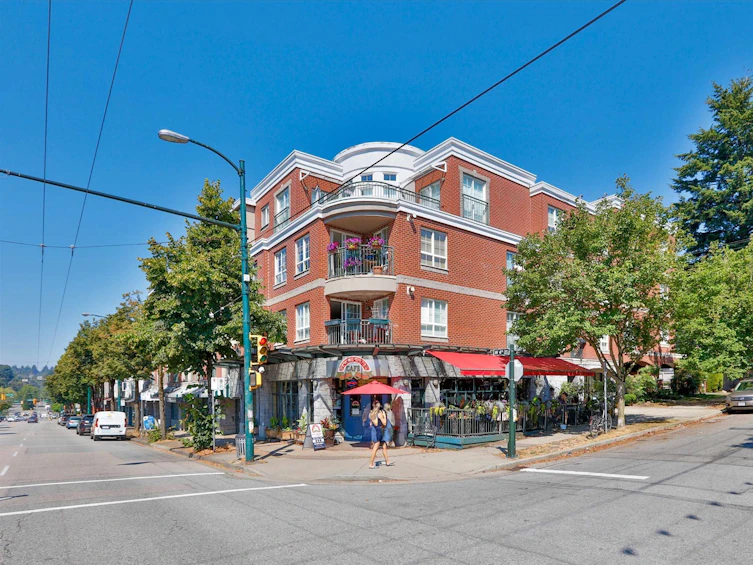 306-1989 Dunbar Street, Vancouver, BC, V6R 4R5