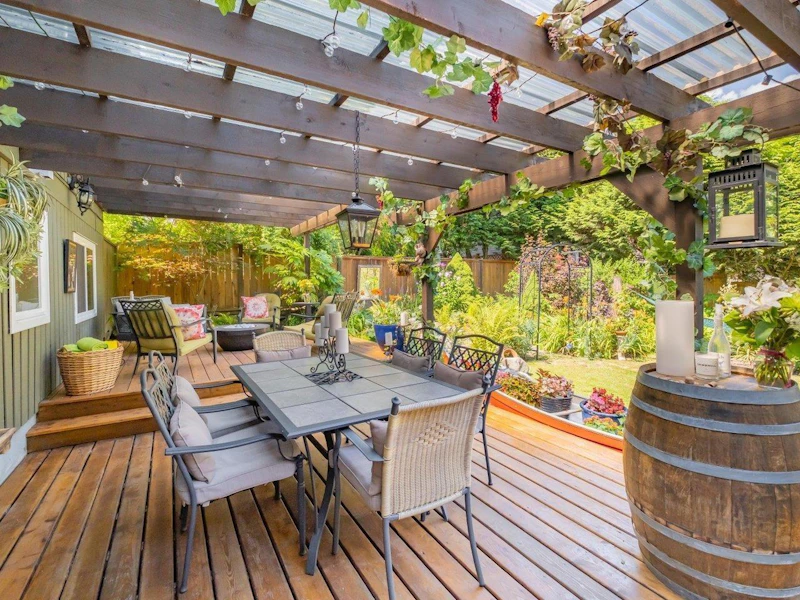 4290 Strathcona Road, North Vancouver BC V7G 1G3
