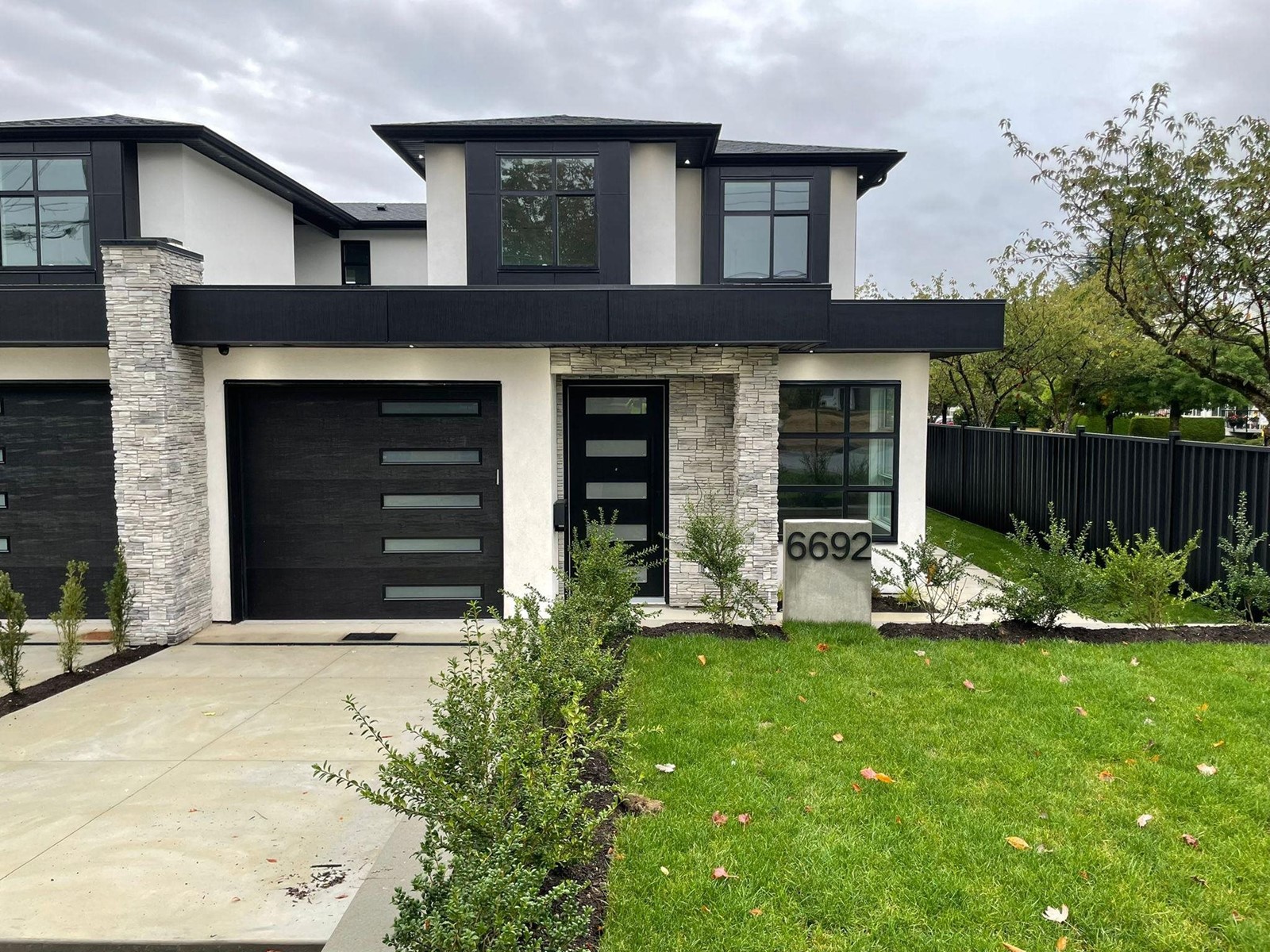 6692 Russell Avenue, Burnaby, BC, V5H 3T5