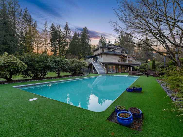 11680 252 Street, Maple Ridge, BC, V4R 1E9