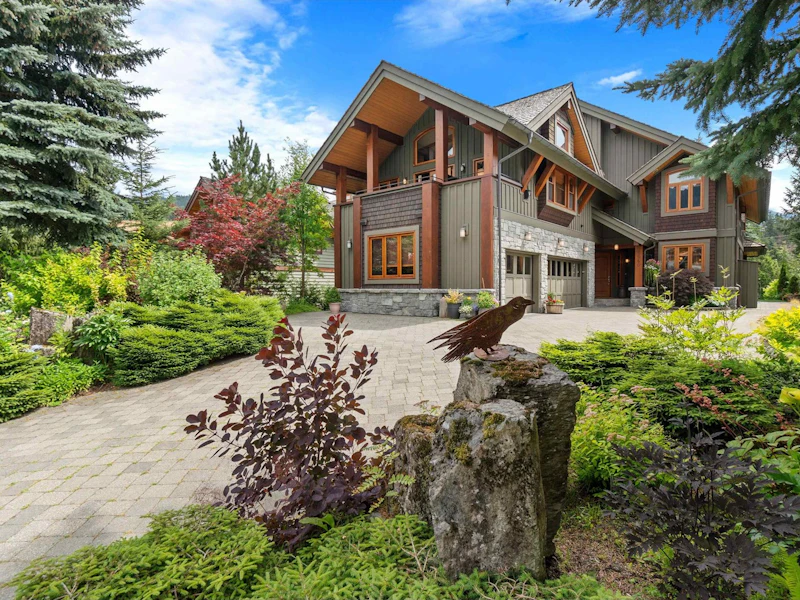8060 Nicklaus North Boulevard, Whistler BC V0N 1B8