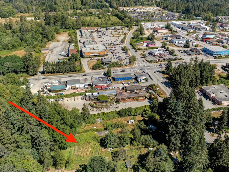611-611-619 Pratt Road, Gibsons, BC, V0N 1V0