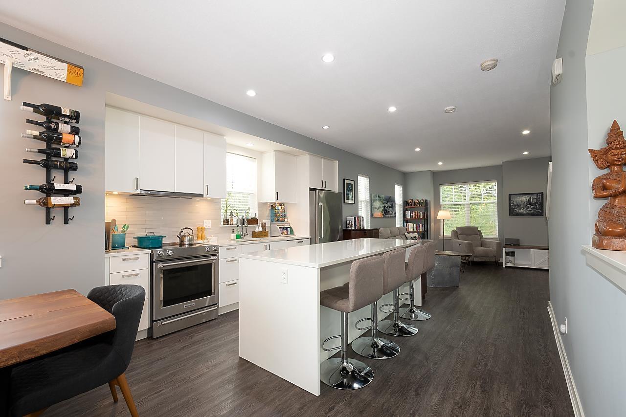 2823 St Andrews Street, Port Moody, BC, V3H 0H9