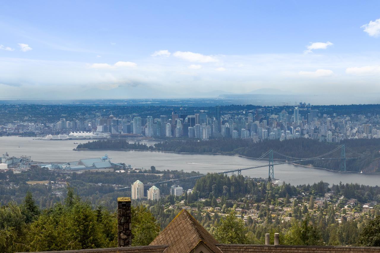 1143 Millstream Road, West Vancouver, BC, V7S 2C8