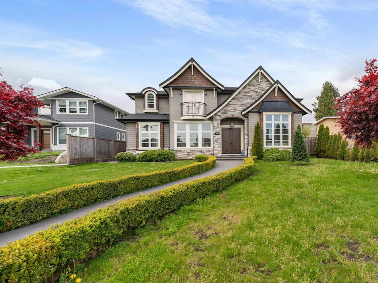 7161 Paulus Crescent, Burnaby, BC, V5A 1P4