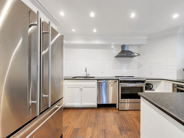 3018 West 5th Avenue, Vancouver, BC, V6K 1T9