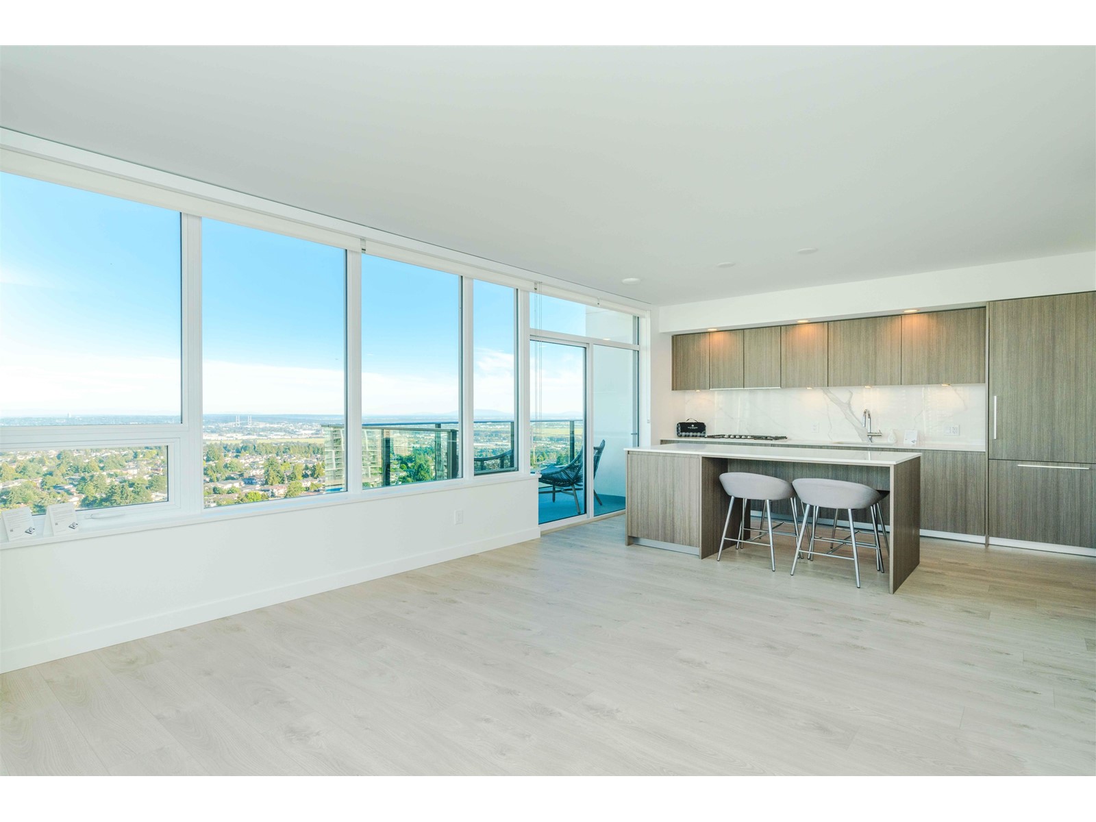 3002-6463 Silver Avenue, Burnaby, BC, V5H 2X1