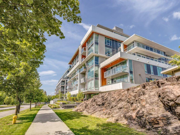 204-4988 Cambie Street, Vancouver, BC, V5Z 2Z5