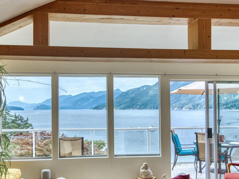 6041 Coracle Place, Sechelt BC