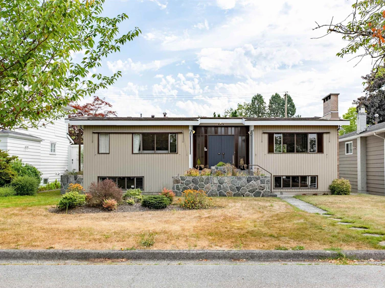 6370 Willow Street, Vancouver, BC, V5Z 3S8