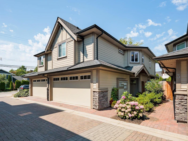 2 - 4728 54a Street, Delta BC V4K 3P1