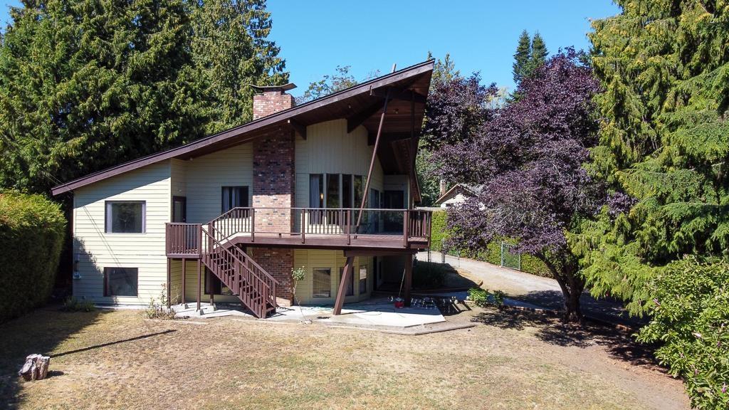 7766 Redrooffs Road, Halfmoon Bay, BC, V7Z 1A1