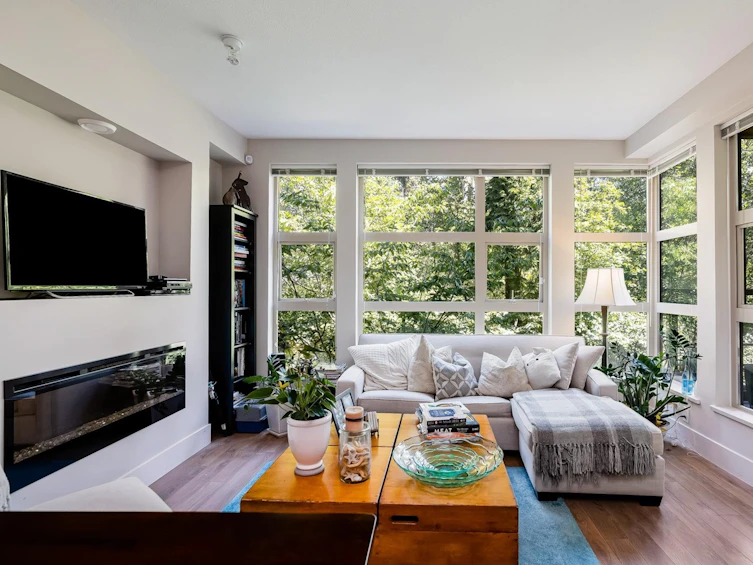 220-3606 Aldercrest Drive, North Vancouver, BC, V7G 0A3