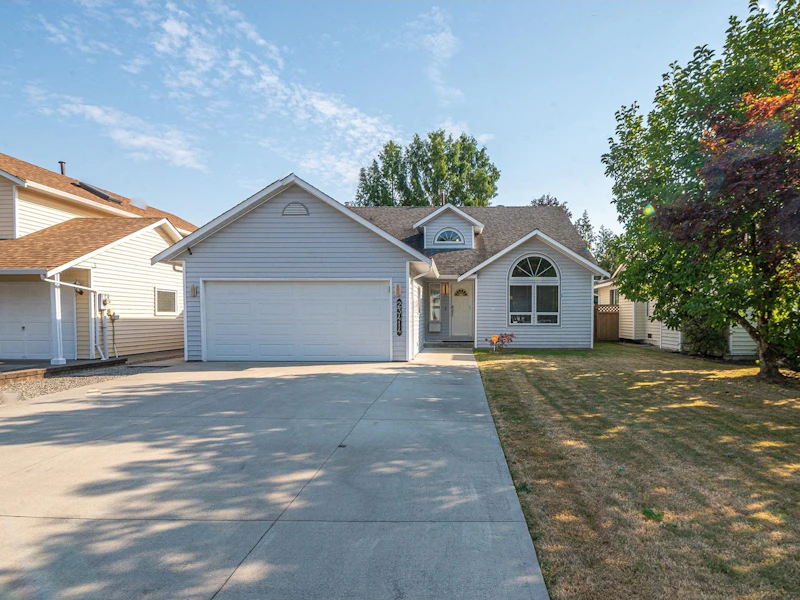 23414 Nightingale Avenue, Maple Ridge BC V2X 9M2