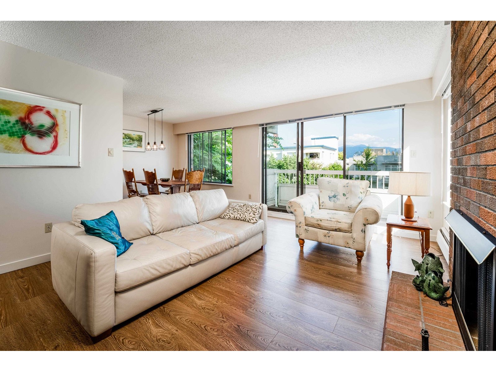 213-2450 Cornwall Avenue, Vancouver, BC, V6K 1B8