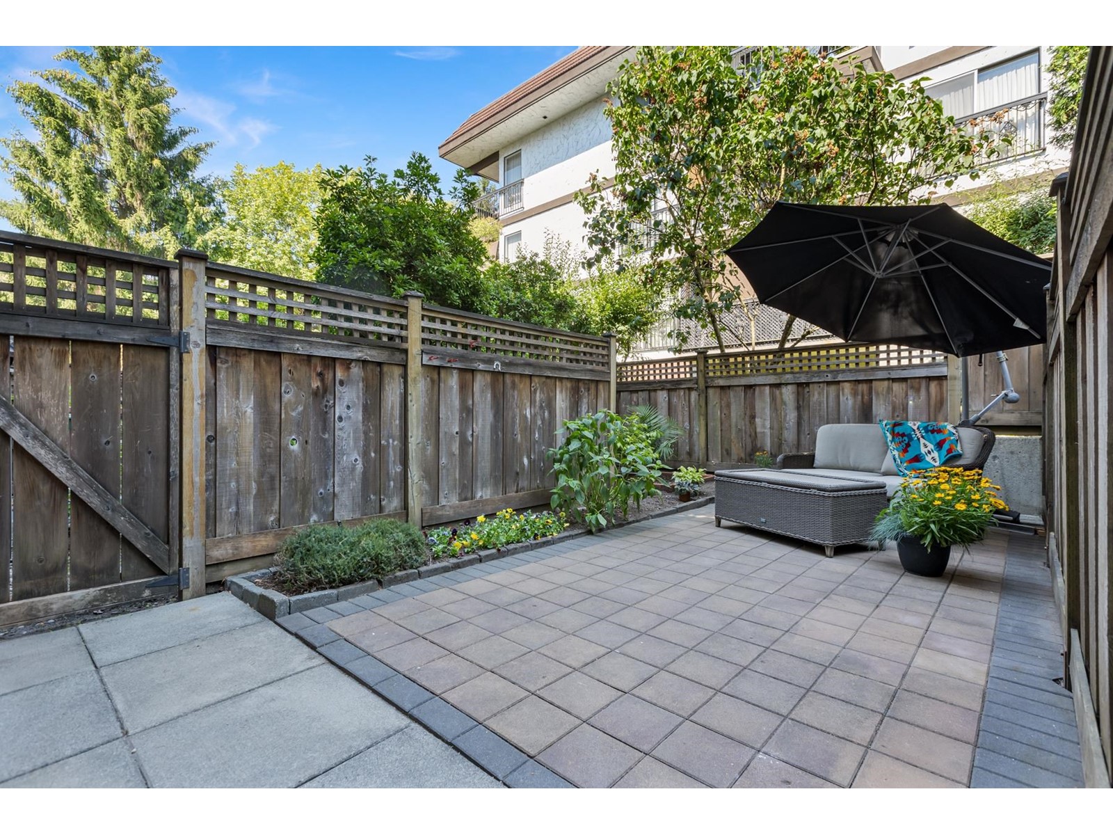 116-737 Hamilton Street, New Westminster, BC, V3M 2M7