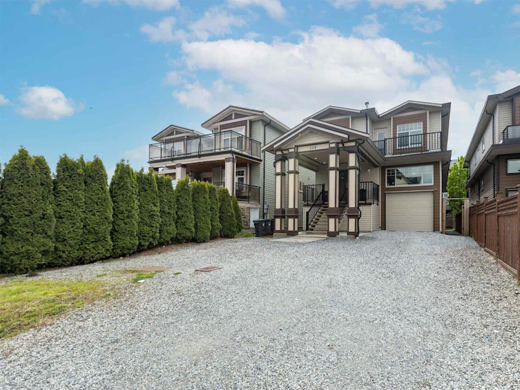 308 Jardine Street, New Westminster, BC, V3M 5M5