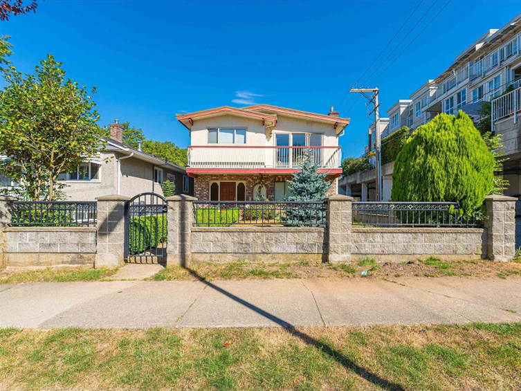 1943 East 55th Avenue, Vancouver, BC, V5P 2A1