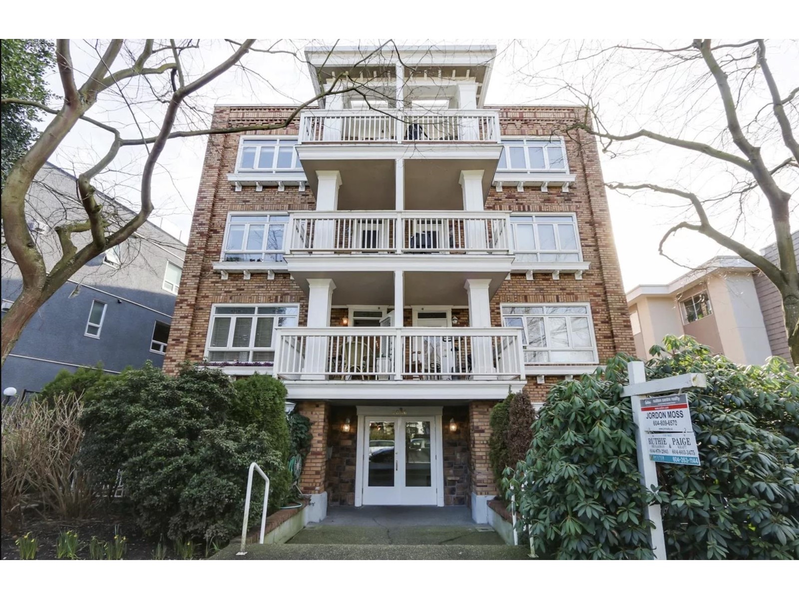 201-2036 York Street, Vancouver, BC, V6J 1E6