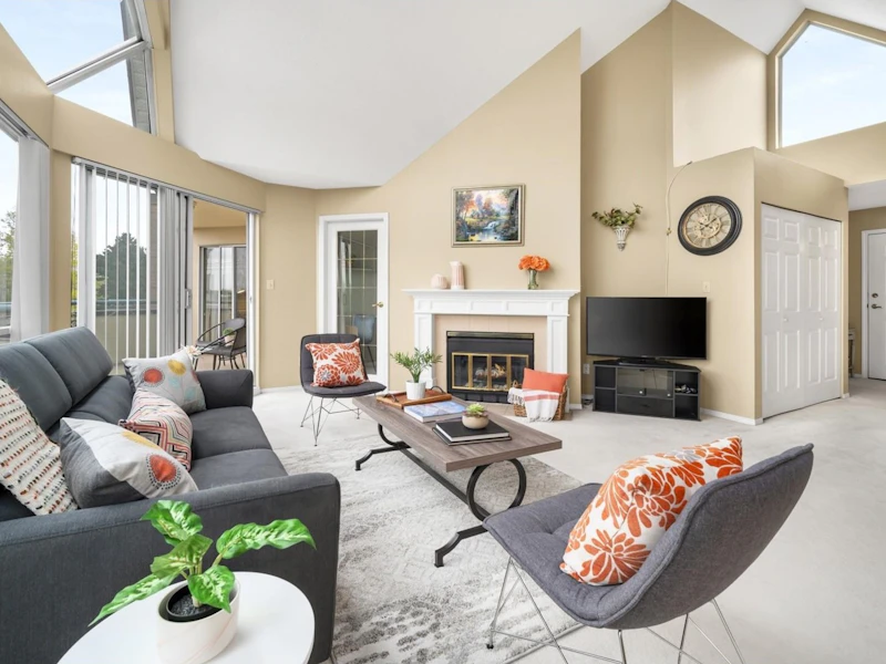 352 - 8600 Lansdowne Road, Richmond BC V6X 3L6