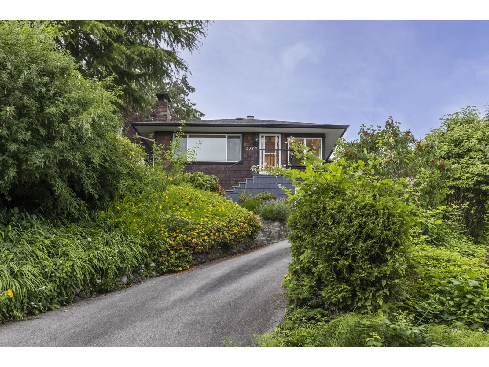 2505 Nelson Avenue, West Vancouver, BC, V7V 2R5