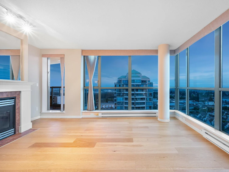 1704-6611 Southoaks Crescent, Burnaby, BC, V5E 4L5