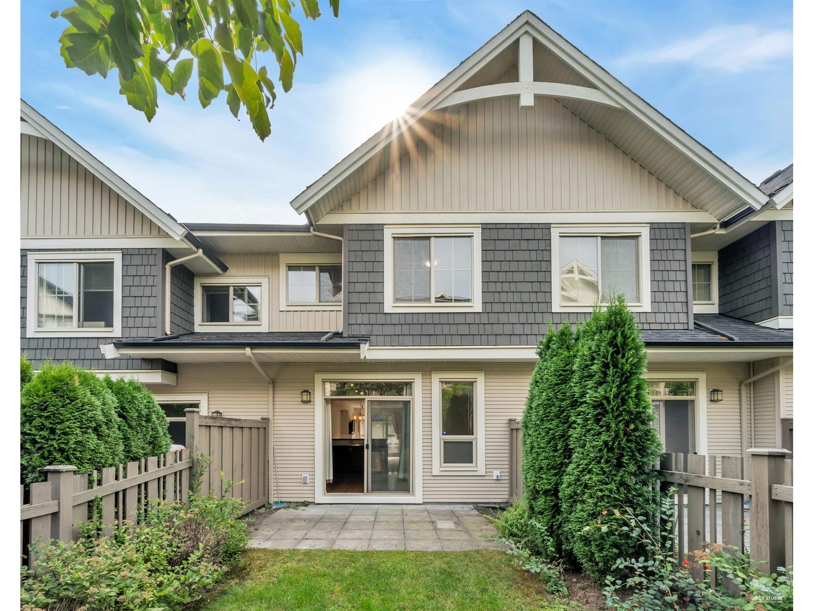 172-3105 Dayanee Springs Boulevard, Coquitlam, BC, V3E 0C2