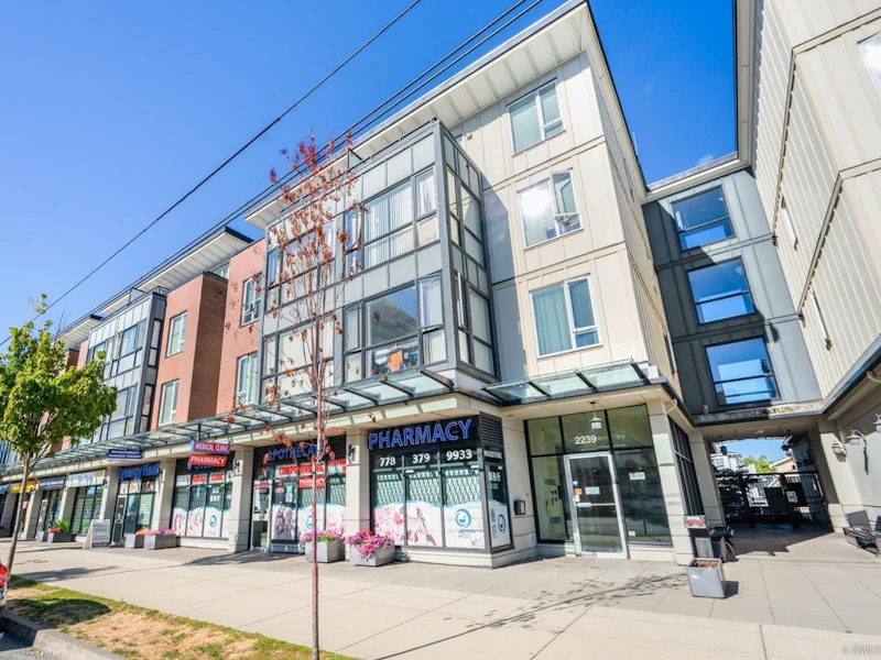 323 - 2239 Kingsway Street, Vancouver BC V5N 0E5