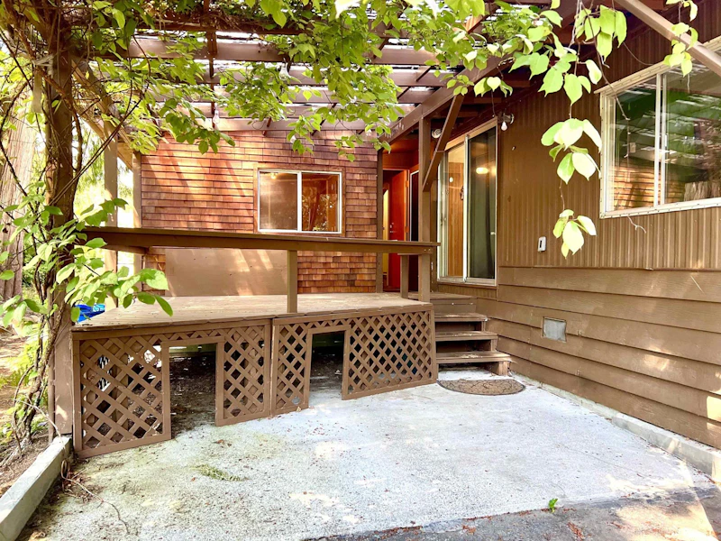 1012 Fairview Road, Gibsons BC