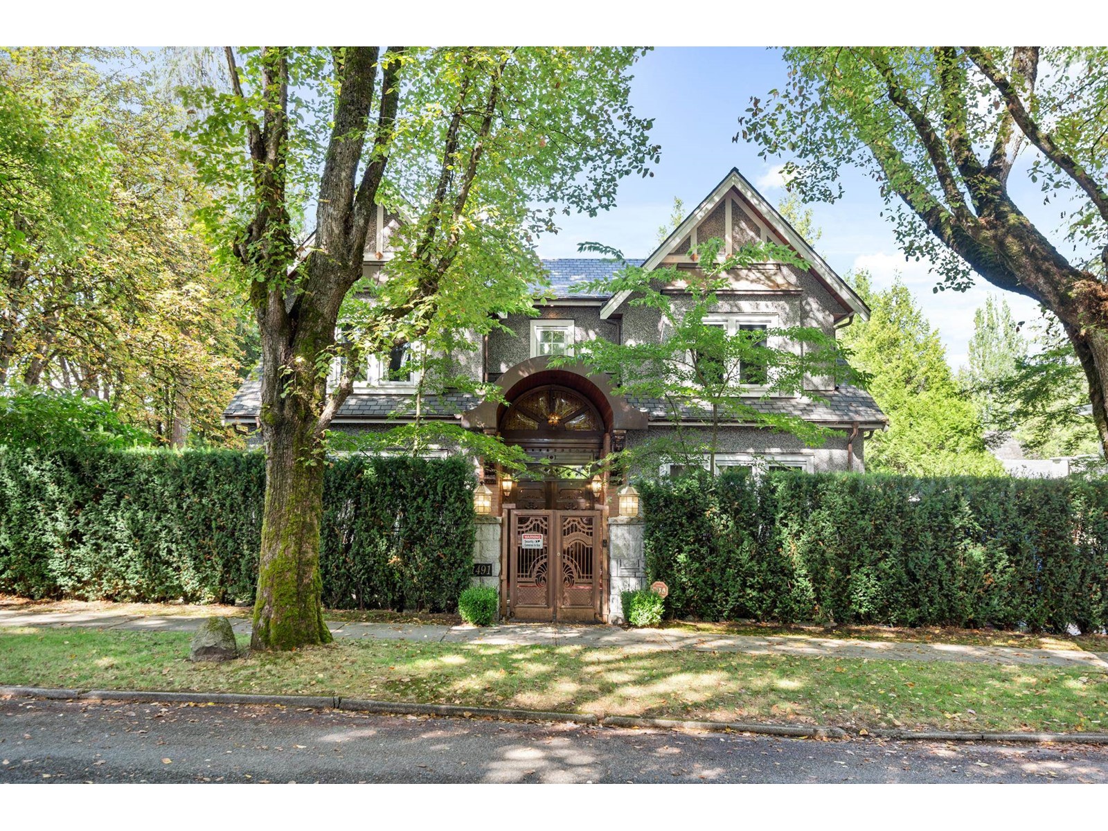 1491 West 26th Avenue, Vancouver, BC, V6H 2B3