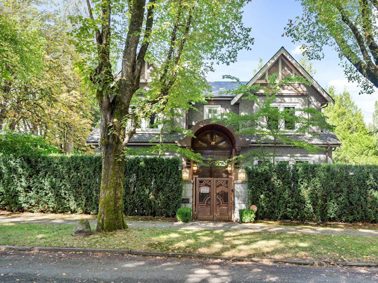 1491 West 26th Avenue, Vancouver, BC, V6H 2B3