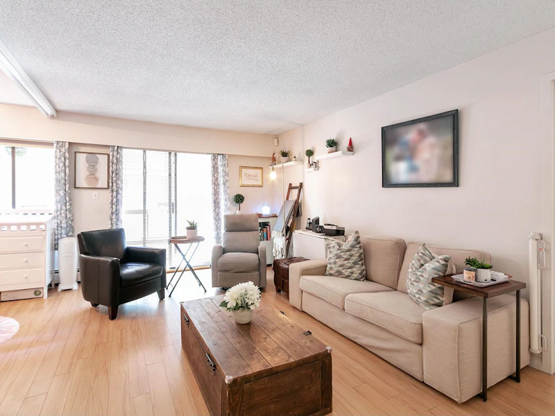 204 - 1930 W 3rd Avenue, Vancouver BC V6J 1L1