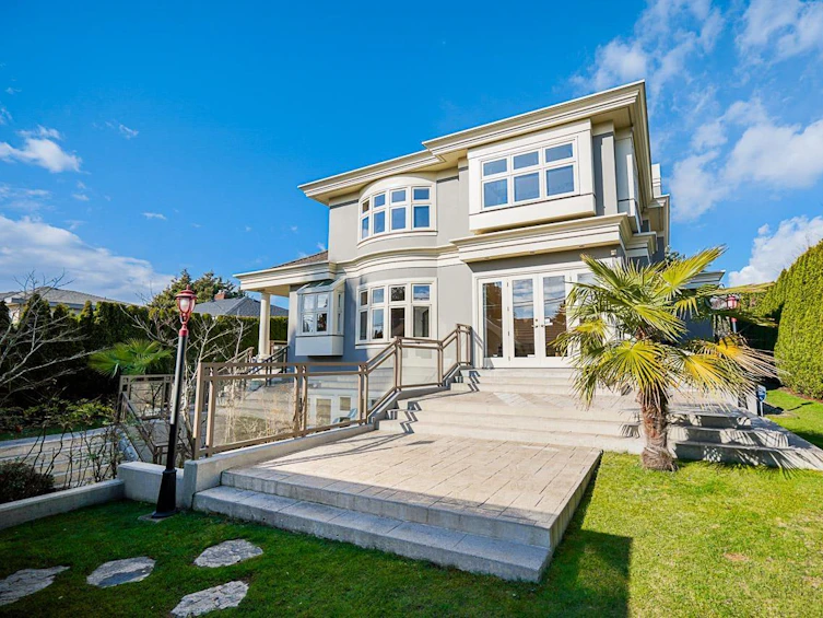 1128 West 49th Avenue, Vancouver, BC, V6M 2P8