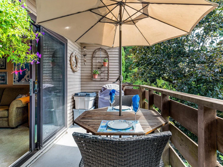 311-1385 Draycott Road, North Vancouver, BC, V7J 3K9