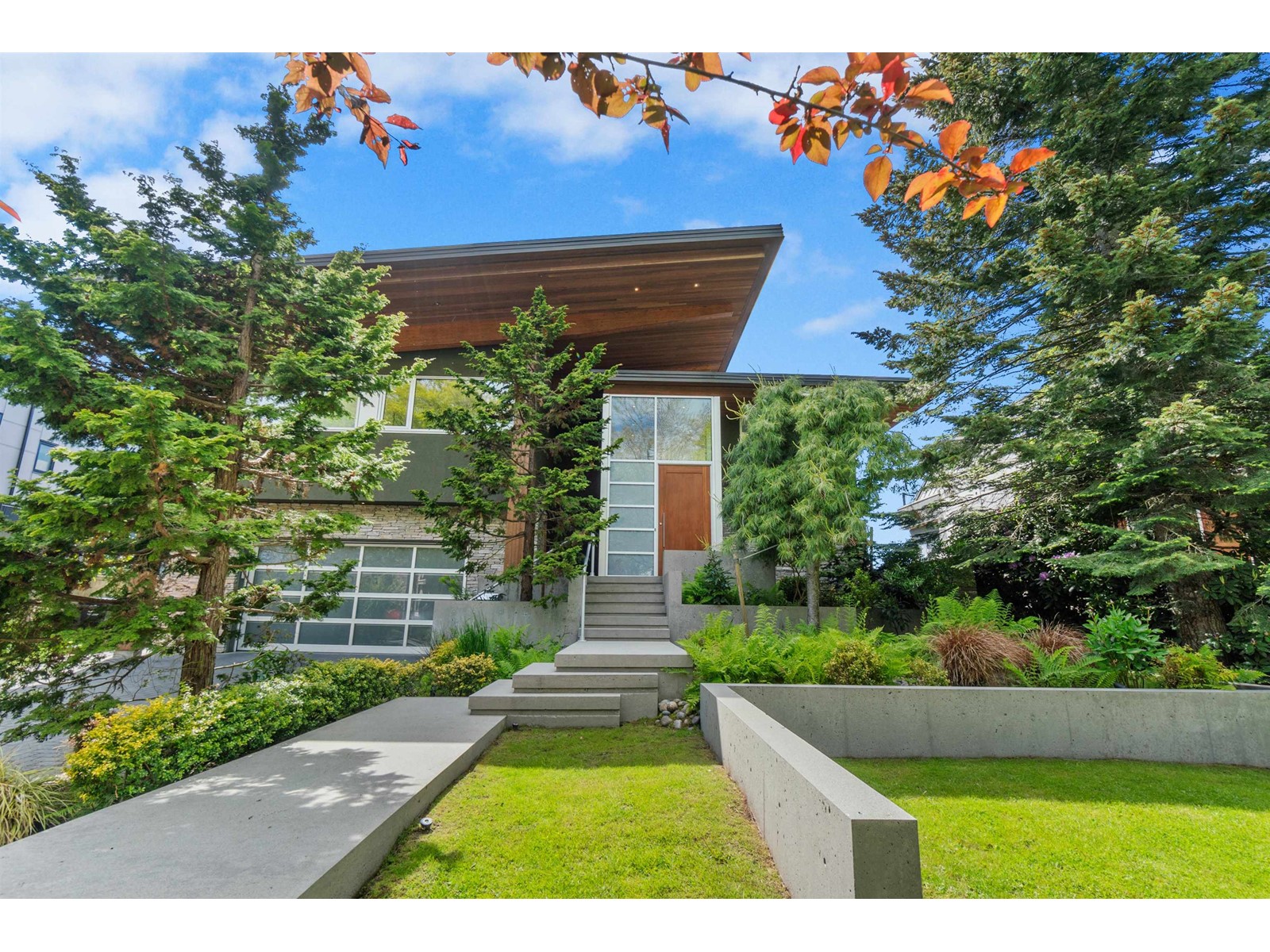8631 Seafair Drive, Richmond, BC, V7C 1X7