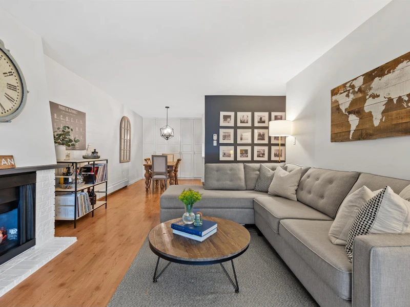 202 - 319 E 7th Avenue, Vancouver BC V5T 1M9