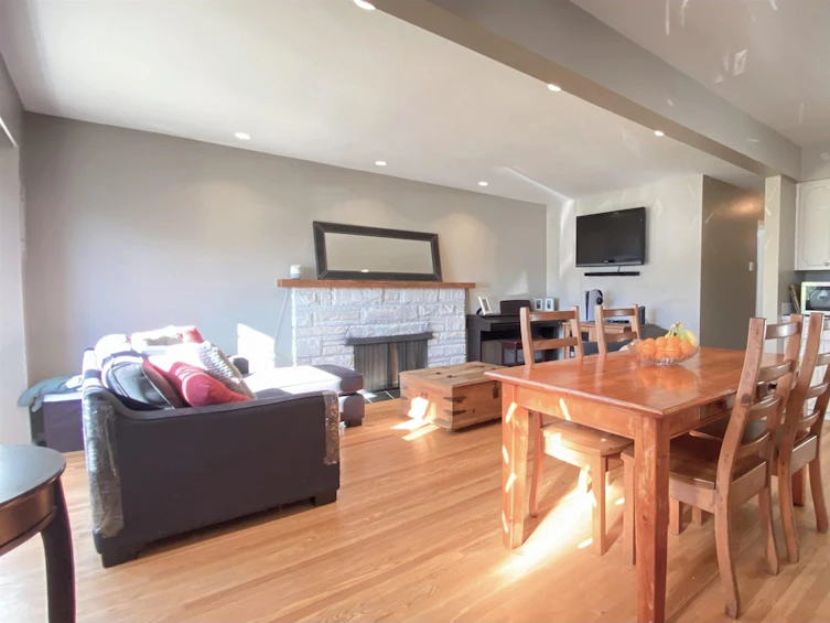 11560 4th Avenue, Richmond, BC, V7E 3H3