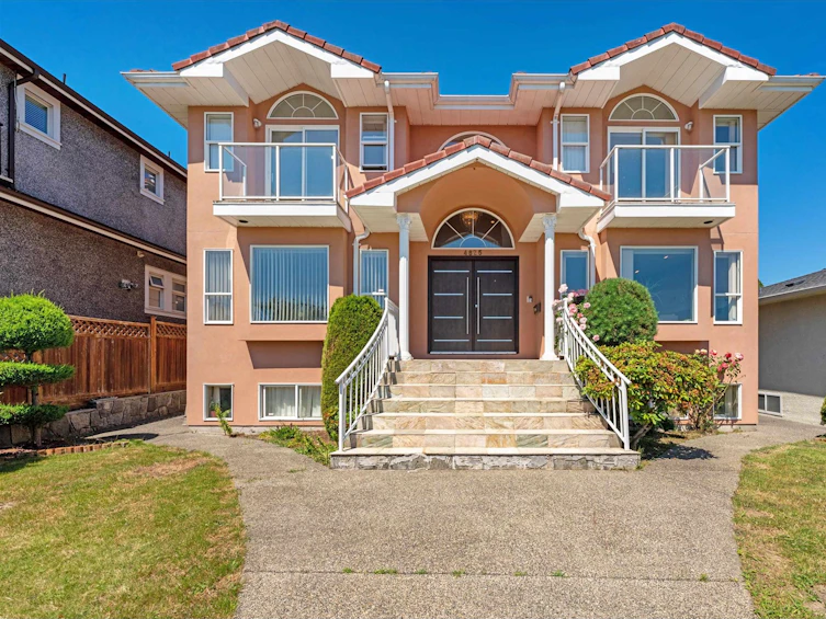 4825 Venables Street, Burnaby, BC, V5C 3A9